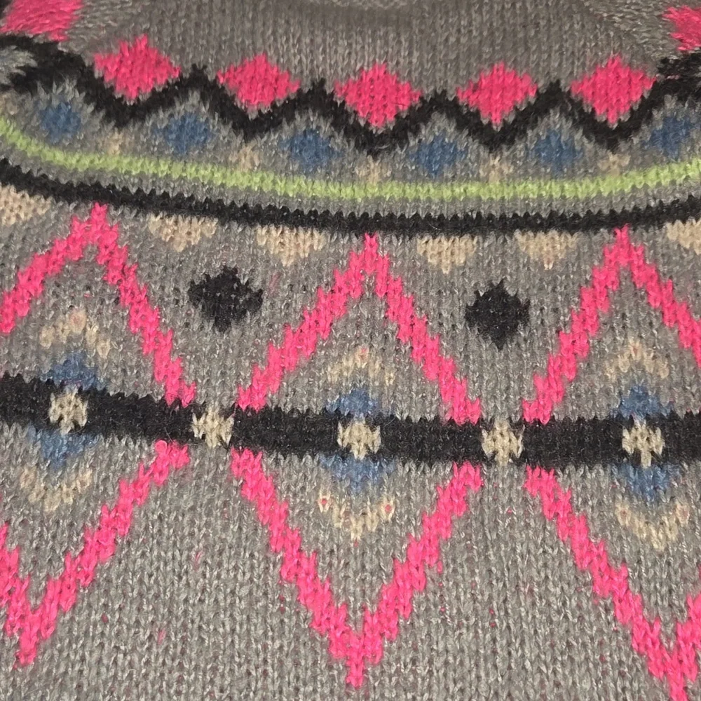Zara Gray Sweater with Pink and Blue Accents - Picture 2 of 6